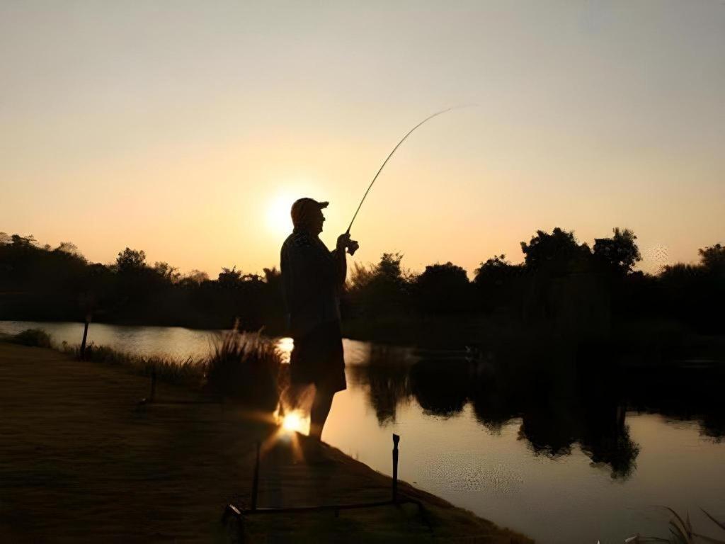 Greenfield Valley Fishing Resort Hua Hin Ngoại thất bức ảnh