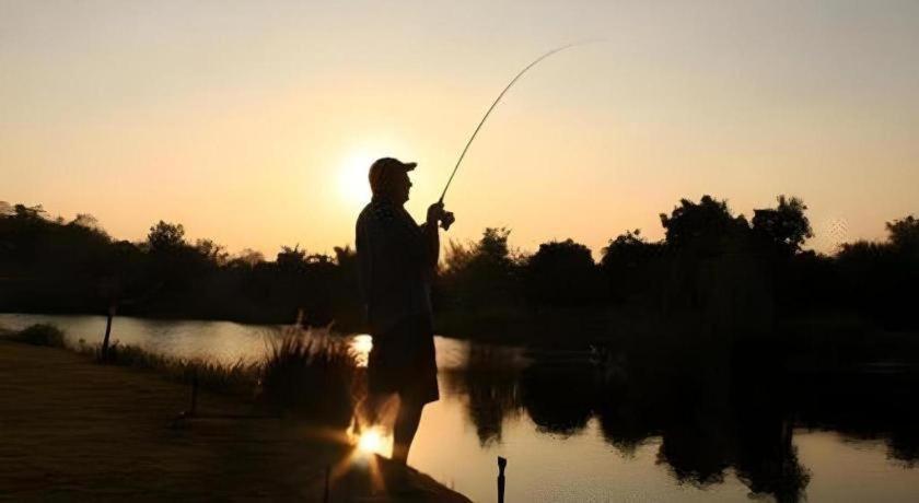 Greenfield Valley Fishing Resort Hua Hin Ngoại thất bức ảnh
